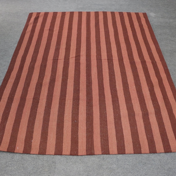 Living room rug, bedroom rug, large area rug, kilim rug, dhurrie rug, flat weave rug, striped rug. Size: 198 cm x 257 cm / 6.5' x  8.4'