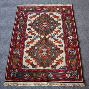 Petit tapis tribal vintage : décoration de ferme bohème (82 cm x 110 cm)