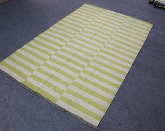 Green and White Striped Wool Kilim Rug (5x8 ft)