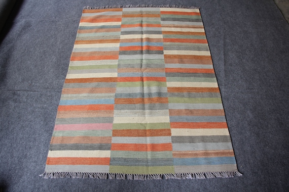 Handmade Wool Kilim Rug: Multi Color Striped Dhurrie (4x6 ft)