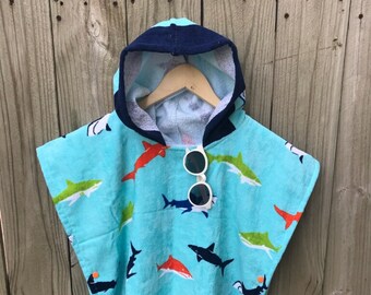 Kids Hooded Beach Swim Bath Towel Poncho/Side Snaps Standard/Multi Colored Sharks