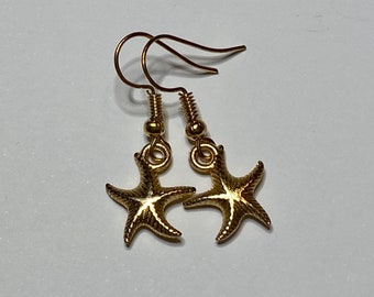 Starfish earrings gold