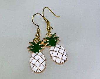White Pineapple Dream Earrings