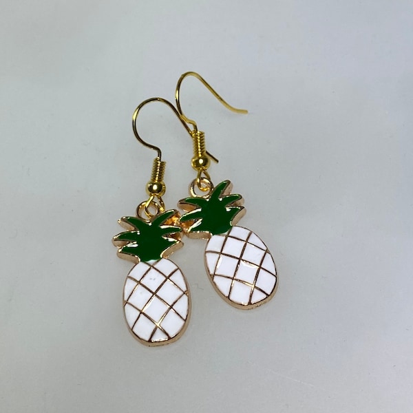 White Pineapple Dream Earrings