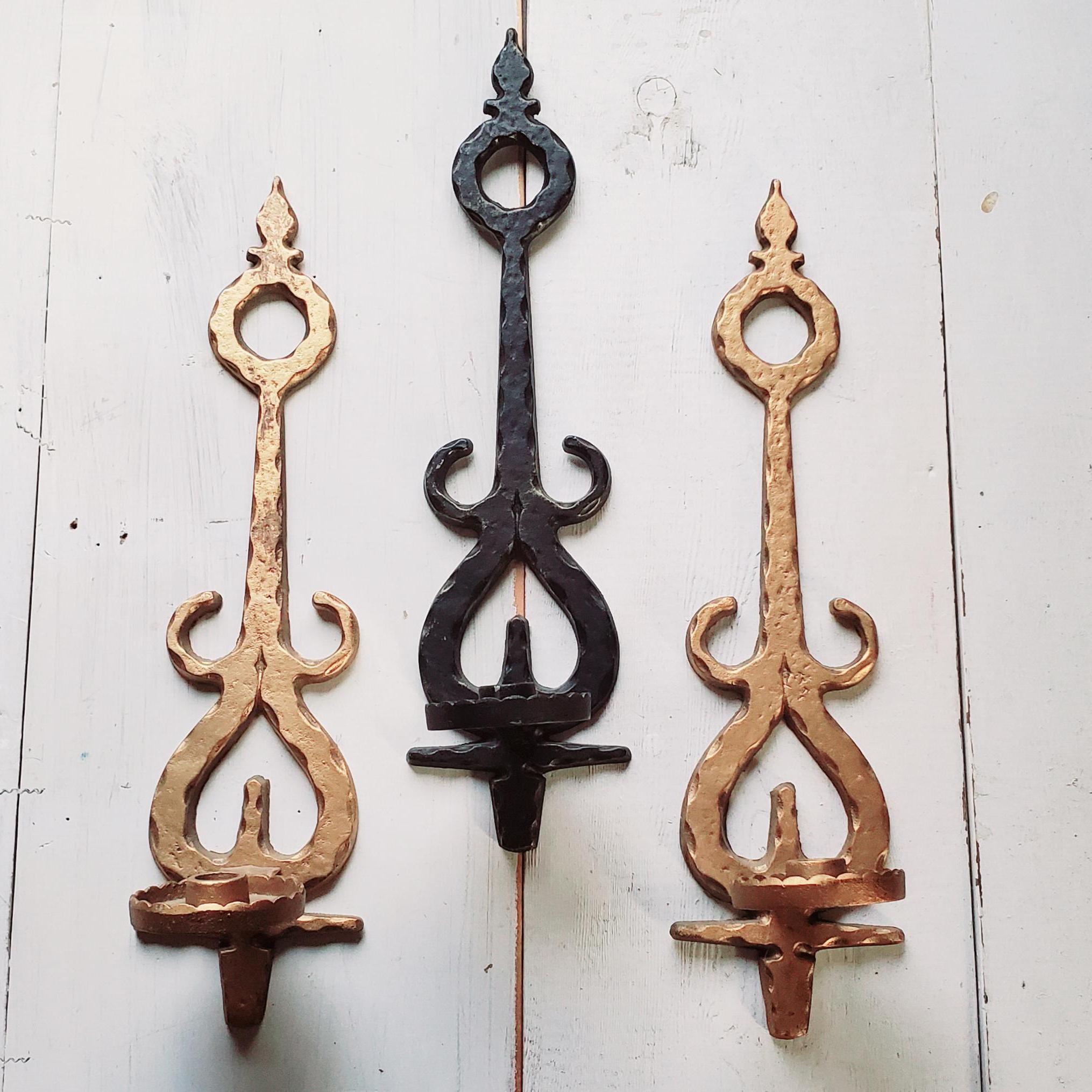 CHOICE Metal Candle Wall Sconce Vintage Homco Forged Design Column Holders Plaques Ornate Scrollwork Elegant Detail Accent Colonial Gold