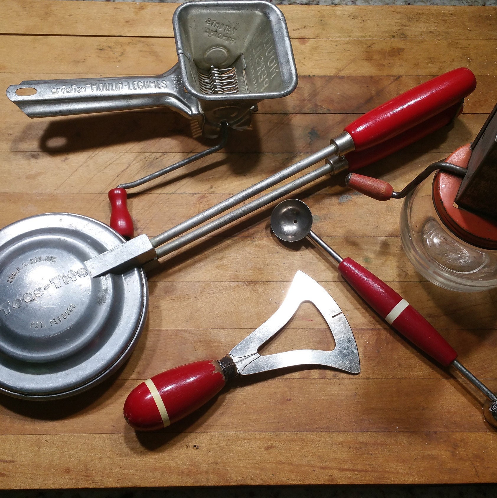 antiguo utensilio para aplastar patatas.baqueli - Buy Antique home and  kitchen utensils on todocoleccion