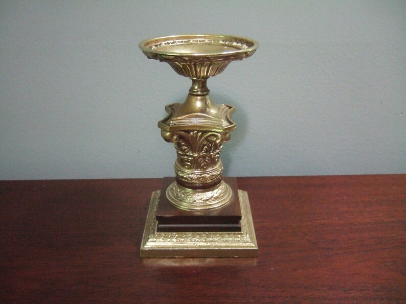 Vintage Dilly Mfg Co Brass /& Wood Pillar Candle Holder Hollywood Regency Makeup Vanity Bronze Victorian MCM Midcentury Modern Home Office