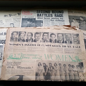 SCELTA Sezioni di giornali degli anni '40, antichi, logori, rottami, diari, effimeri, vecchie immagini di annunci pubblicitari, kit per scrapbooking, bundle di forniture