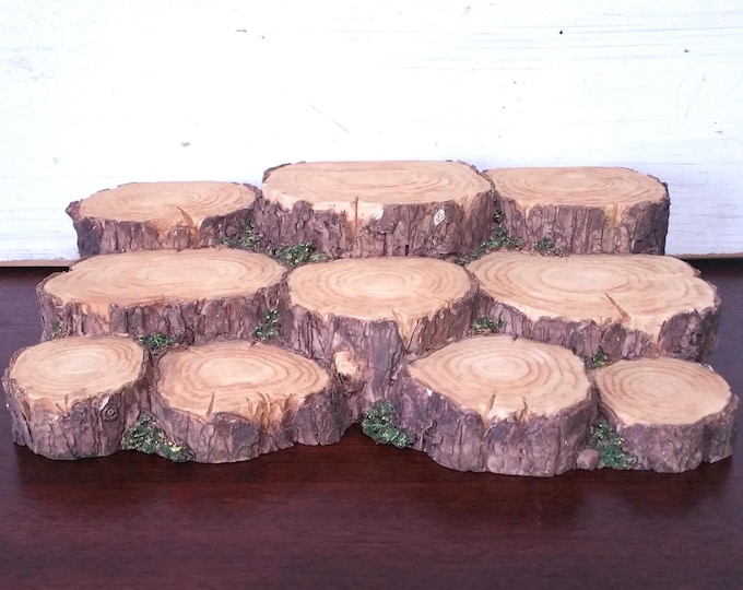 Enesco Wood Log Display Stand Vintage Riser Sticker Stump Bark Moss ...