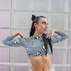 Warped Crop // Eco-Friendly // Trippy Spandex Long Sleeve Crop Top // Rave Streetwear Fashion // Plus Size Available