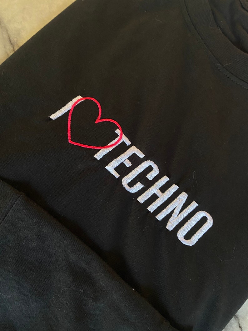 I Love Techno // Besticktes TShirt // Unisex Techno Rave Kleidung Bild 4