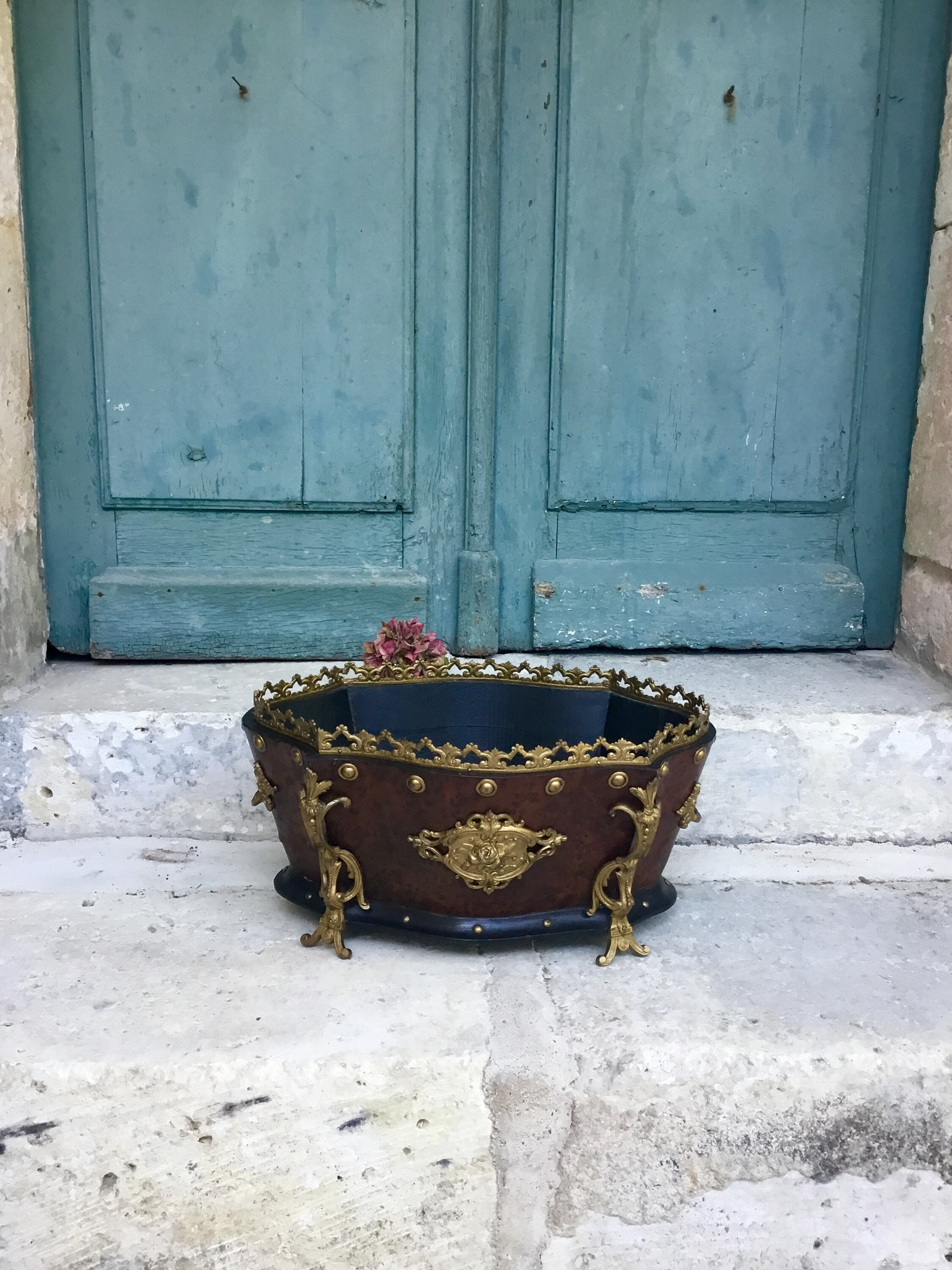 Ancien Français Cellarette - Refroidisseur à Vin en Bois de Bronze Doré Ronce Noyer Burr Jardiniere 