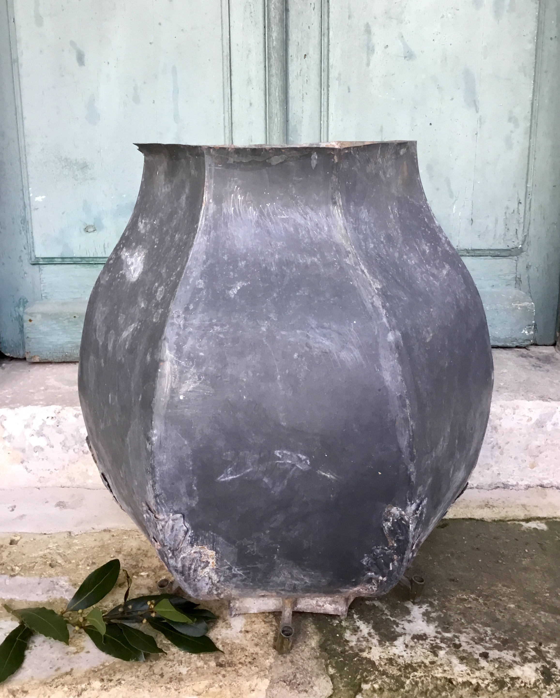 Travail d'exquise Antique Château Français Fontaine - Architectural de Récupération Zinc à La Main D