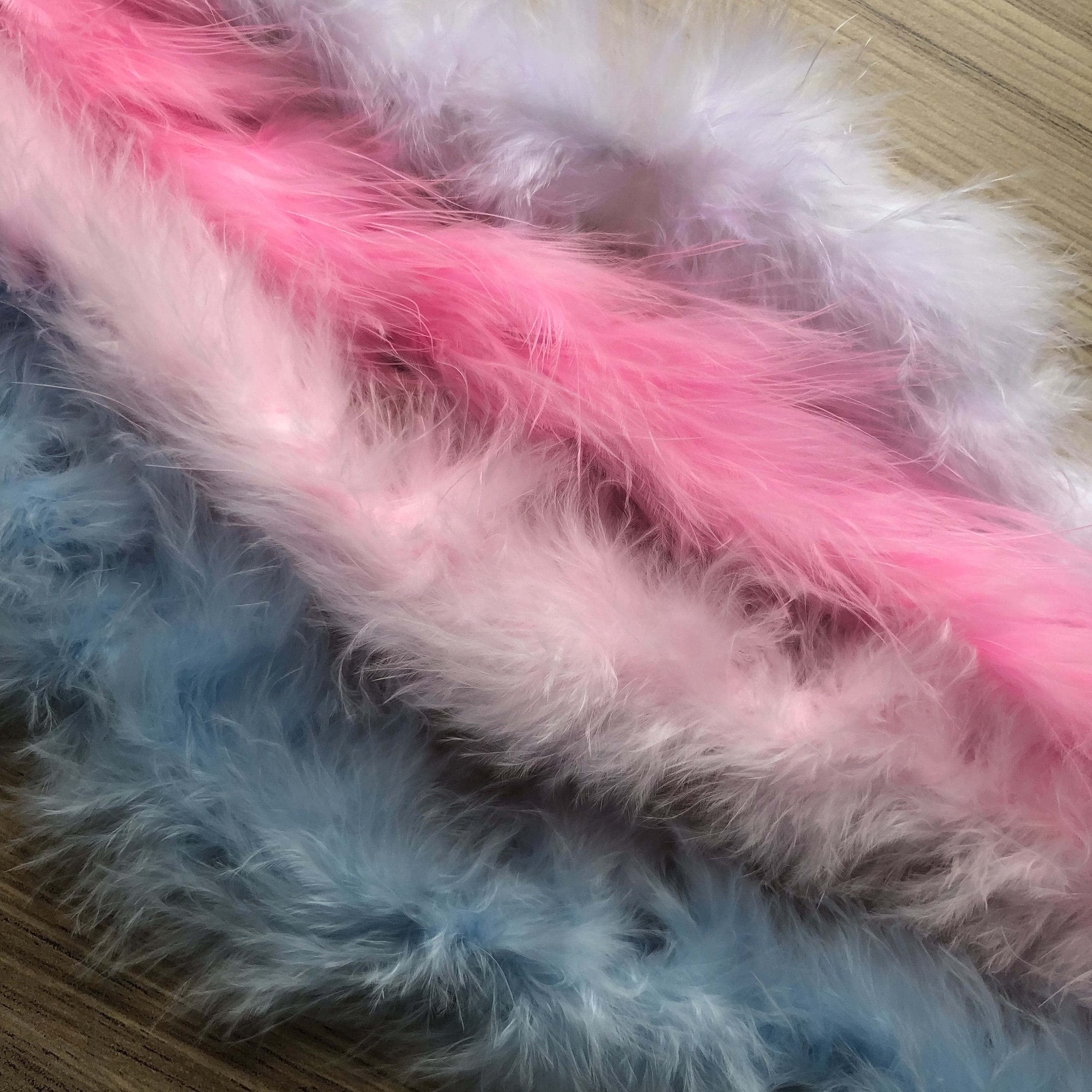 Lyrow 6 Pcs Boas Bulk 6.6 ft Party Colorful Feather for Women Christmas Costume Dancing Wedding Dress Up DIY Accessories