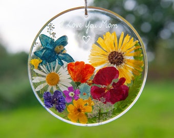 Mothers Day Mom Flower Gifts - Any Engraving, Unique Birthday Gift for Her Pressed Flowers, Gift for Grandma Personalized Suncatcher