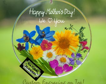 Mothers Day Gifts for Mom Personalized with Custom Engraving: Sentimental Ornament from REAL FLOWERS, Flower  Suncatcher, Gift for Grandma