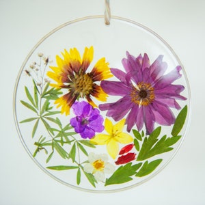 Mothers Day Gift for Grandma from Daughter Unique Personalized Flower Suncatcher Gift for Grandmother Mom for Granny Gift for Nana Flowers image 9