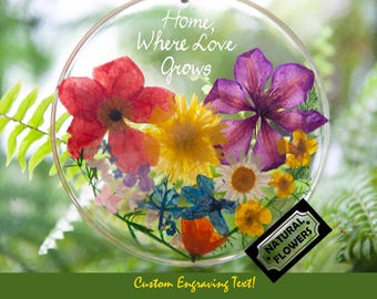 Regalo de inauguración: Atrapasueños de flores naturales, regalo personalizado para pareja para un nuevo hogar, regalo de mudanza, placa con cita familiar.
