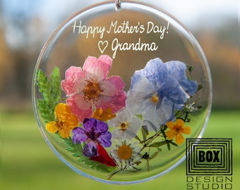 Mothers Day Gift for Grandma from Daughter: Personalized Flower Suncatcher Gift for Granny Grandmother - Engraved Gift for Nanny Ornament