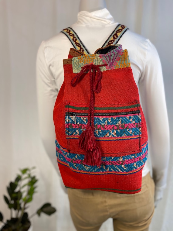 Peru manta wool backpack colorful Handmade Woven Backpack – Peruvian Mantas Design, Leather  main image 2