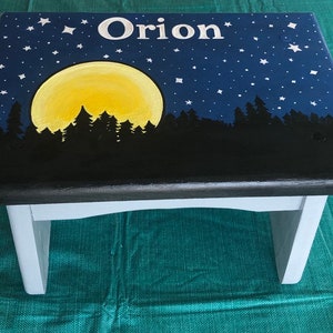 Moon and stars step stool