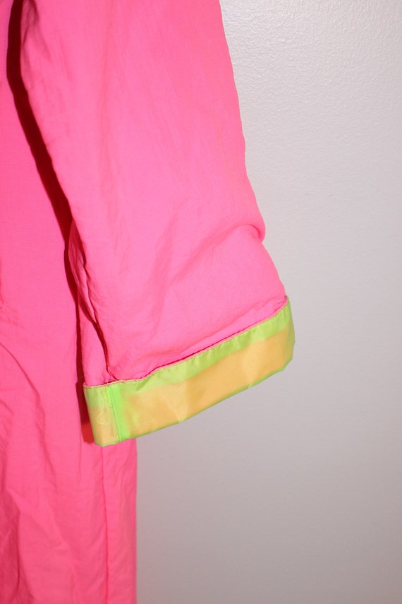 Vintage Neon Pink Trench Coat - Vintage Neon Tren… - image 4