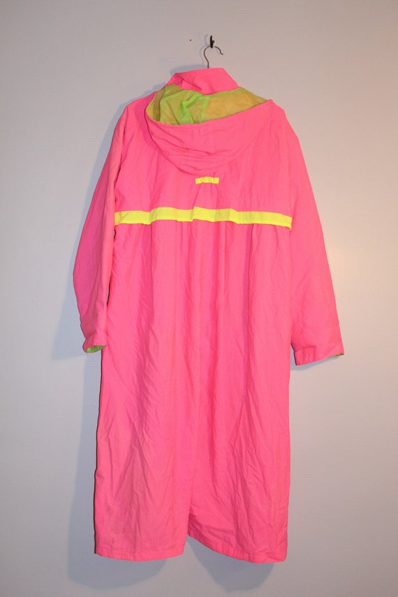 Vintage Neon Pink Trench Coat - Vintage Neon Tren… - image 9