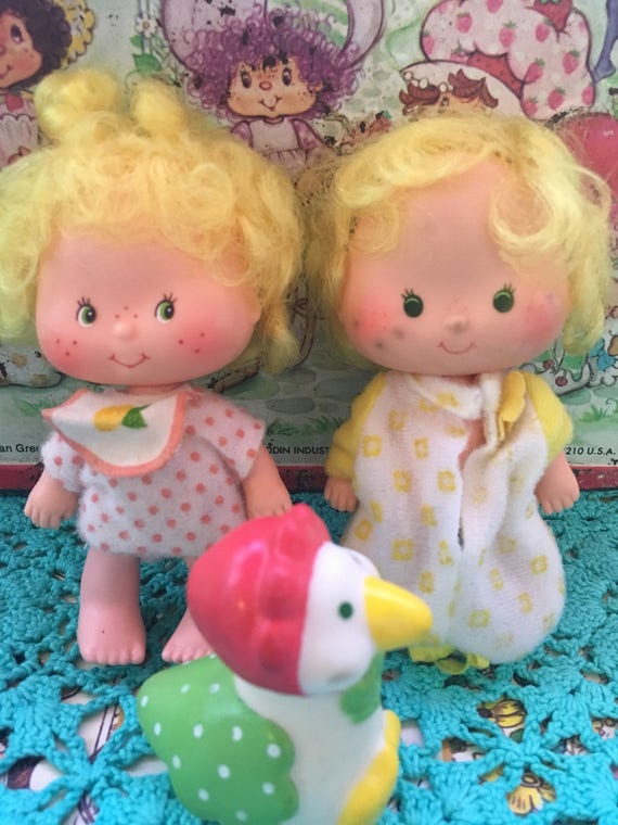 strawberry shortcake dolls vintage