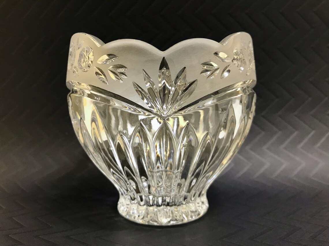 Vintage Oneida Crystal Southern Garden Bowl Etsy