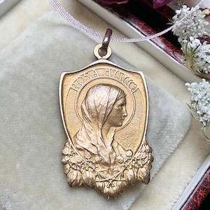Rosa Mystica Antique Medal, Art Nouveau French Gold-Filled Pendant signed Gicar, engraved 1908
