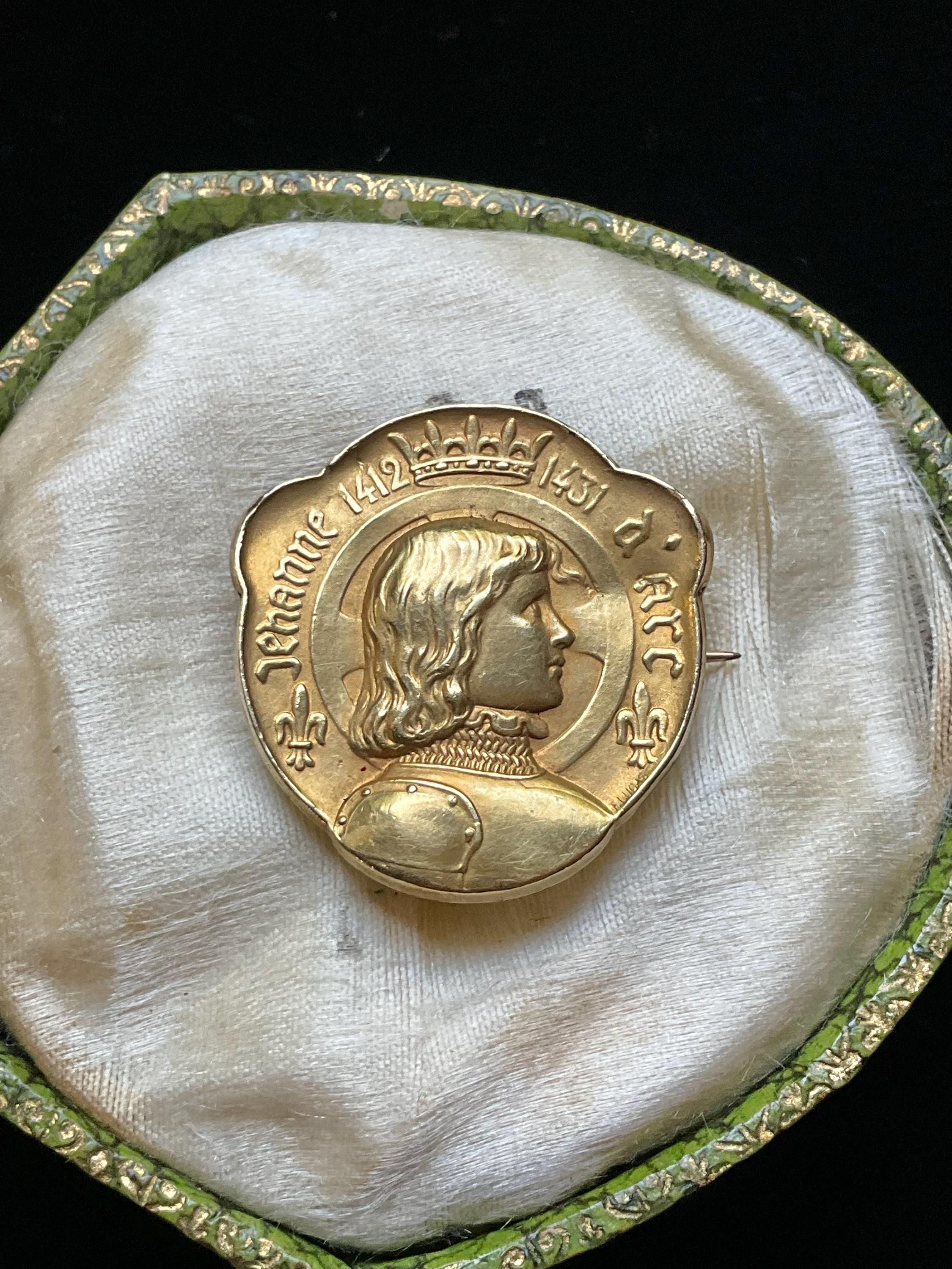Broche Ancienne Jeanne D'Arc Vers 1900 - Argent Sterling - Revers Gravé "DE PAR LE ROI DU CIEL"