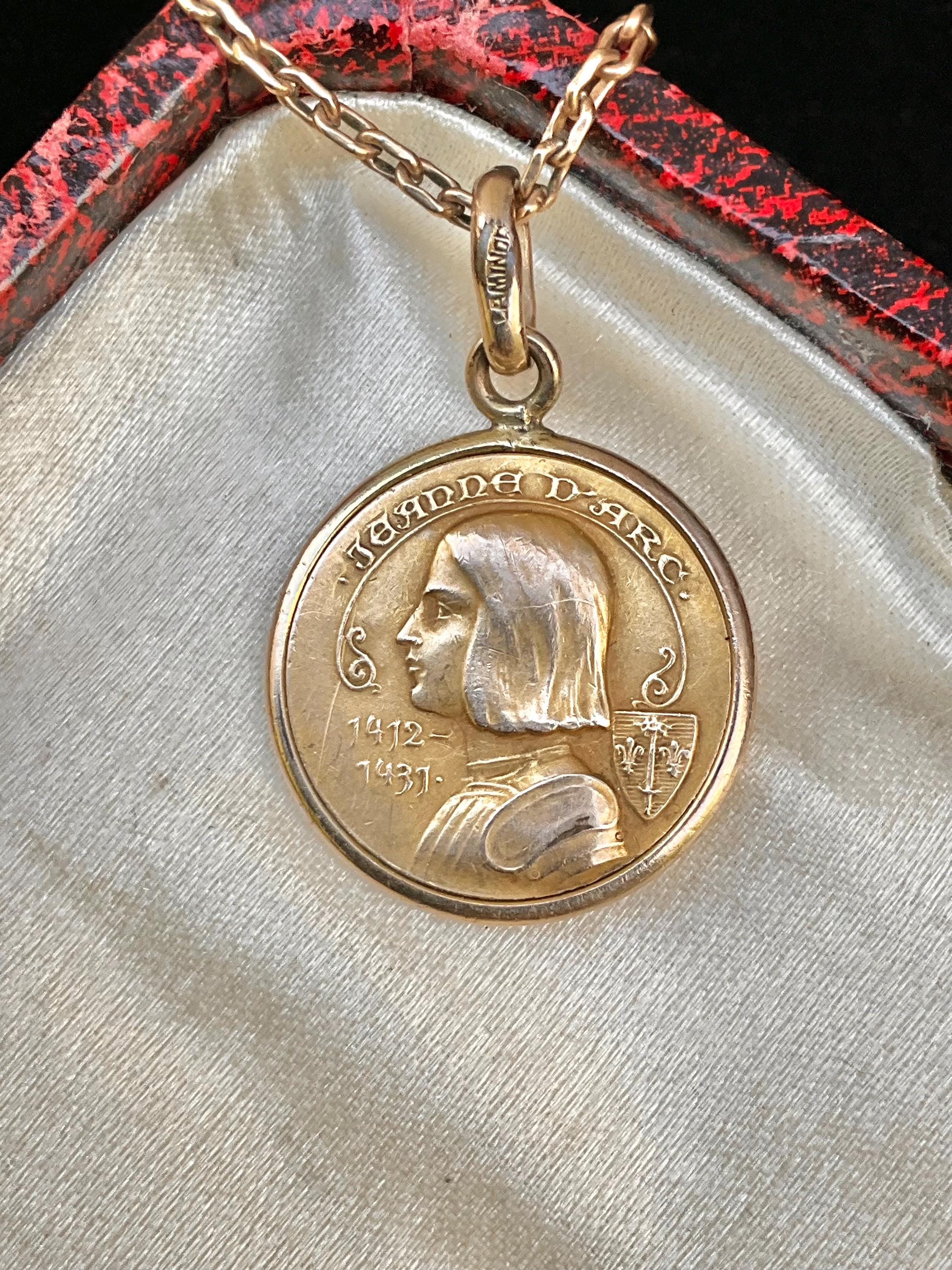 アンティーク雑貨 Janne Da Arc medal Antique French Joan of Arc Medal, Gold-filled Pendant Charm - Etsy