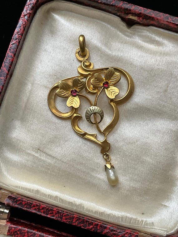 Ancien Pendentif Trèfle En Argent Ou Métal - XIXe Siècle - Occasion