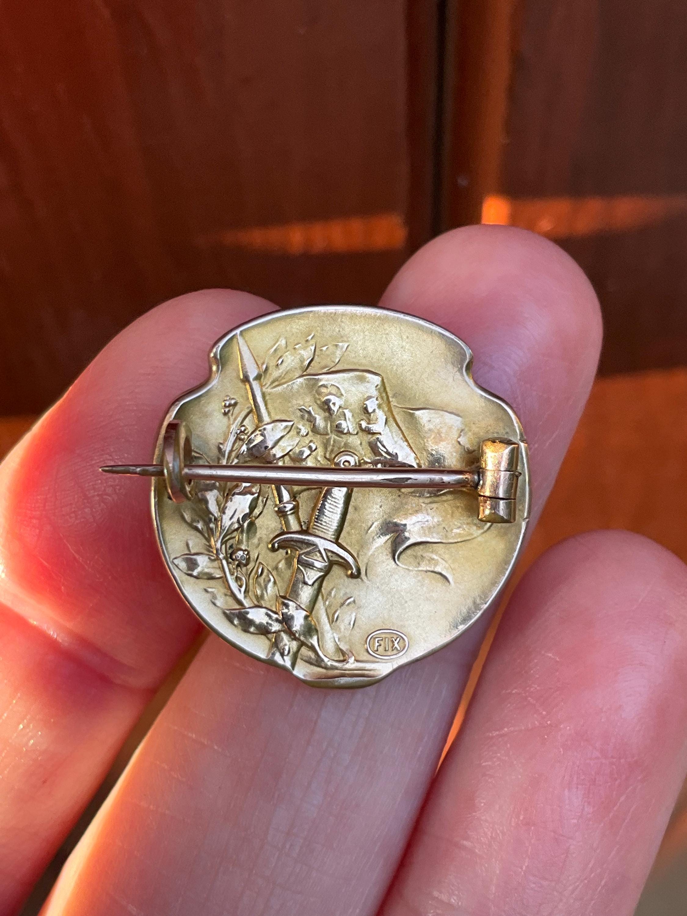 Rare Broche Ancienne Jeanne D'Arc - French Antique Vintage, Métal