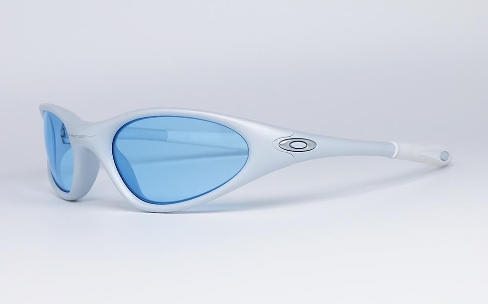 小物 90s oakley softwear minute pearl blue 90s oakley softwear minute pearl blue