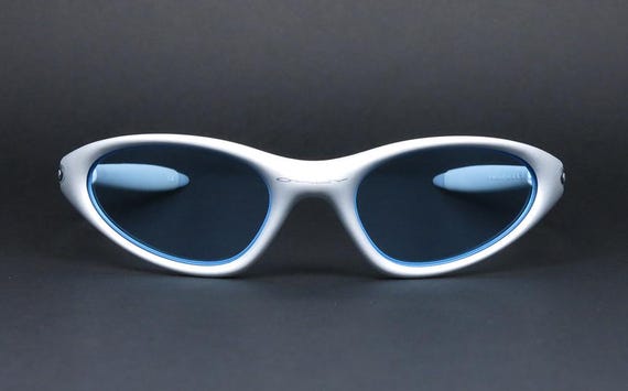 小物 90s oakley softwear minute pearl blue Oakley Minute Sunglasses - Pearl Blue – Leot James