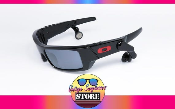 Oakley Thump ブラック サングラス OAKLEY Thump 2.0 1GB MP3 Polished Black Original Vintage SPORT