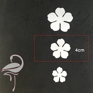 Bloemblaadjes om bloemen te maken - P4 - wit schuim, 0,6 mm - 4 cm