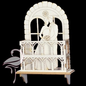Couple de mariés 3D sur balcon - Dimensions : 118 x 80 x 24 mm