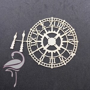 Relógio com ponteiros - 126 x 126mm - papelão com 1,5mm de espessura