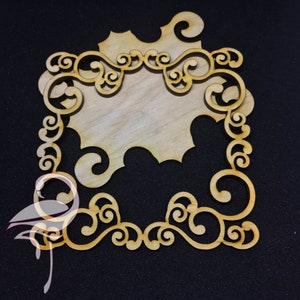 Frame curly - 100 x 102mm - wood 3mm thick