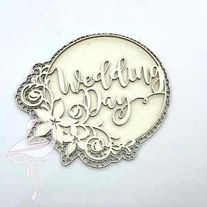 Rodada 'Dia do Casamento' de duas camadas com flores - 89 x 83 mm