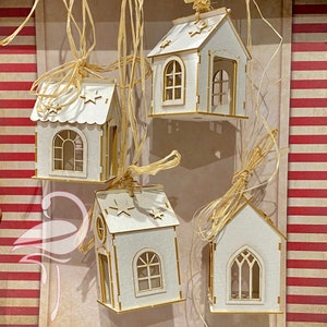 Conjunto 3D de 4 casas colgantes