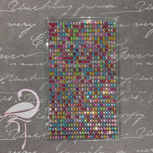 Strass autoadesivi 1 foglio - 3 mm misti