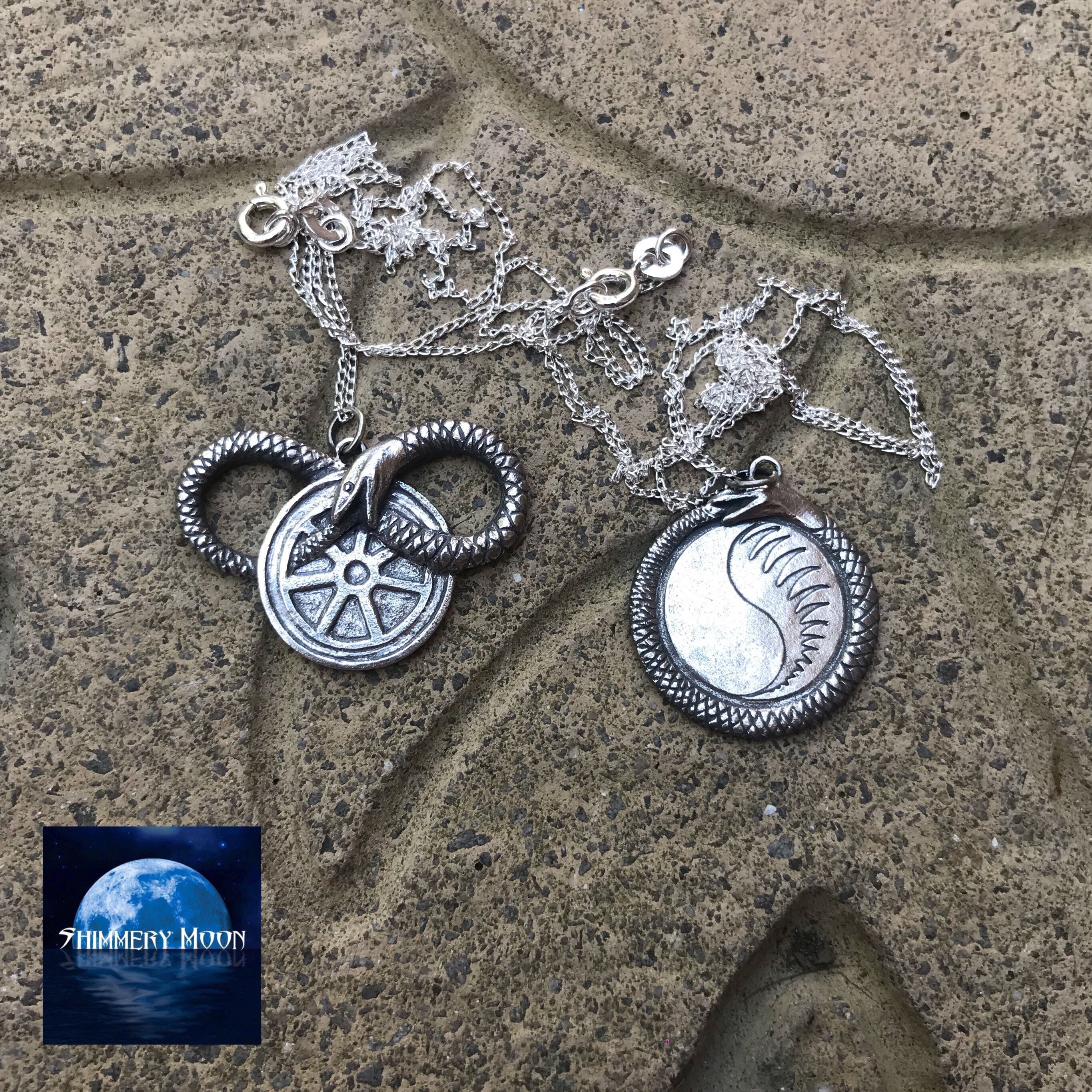 Ouroboros/aes Sedai - Wheel of Time Inspired - Sterling