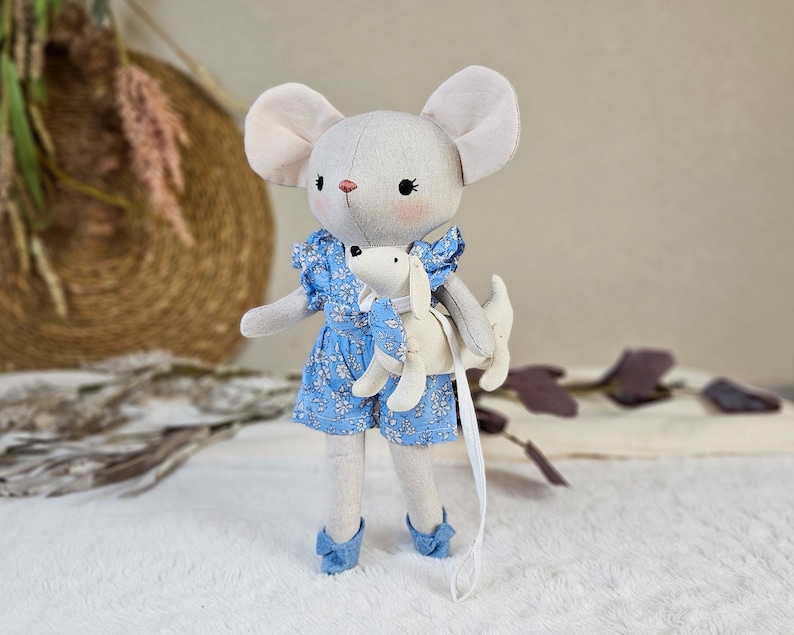 Modèle de couture numérique souris PDF, tutoriel facile et vidéo pour réaliser une peluche souris habillée avec son chien Cadeau DIY image 5