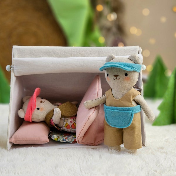 PDF Mini muñeco de peluche con osito de peluche con tienda de campaña en miniatura, patrón de costura y paquete tutorial, nivel de habilidad para principiantes, regalo de bricolaje