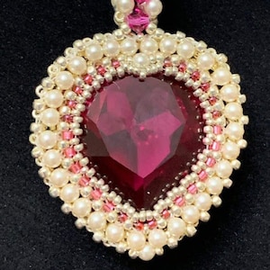 Truly Madly Deeply Pendant tutorial