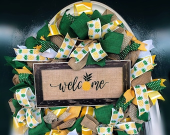 Pineapple wreath/ summer wreath/ pineapple decor/ summer welcome wreath/ welcome wreath/ front door wreath