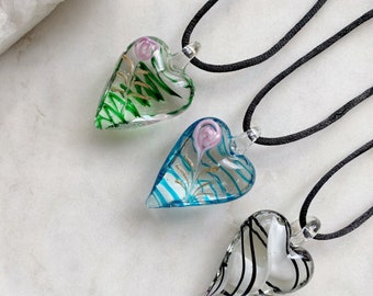 Glass heart necklace, pressed flower necklace,Murano necklace,flower heart pendant,glass blown heart necklace